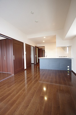 サンシャイン真鶴リバーサイド リビング