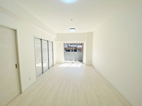 ERUZA　GLANZ中津口（エルザグランツ中津口） リビング