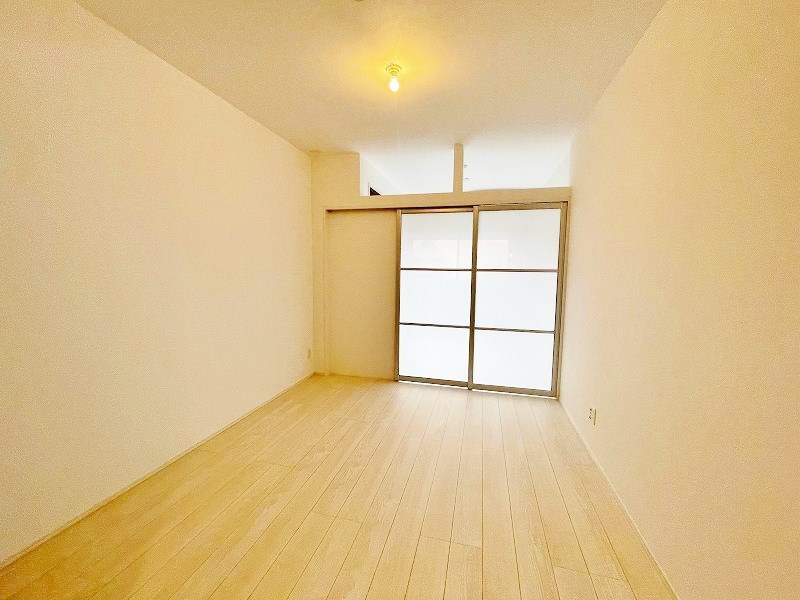 ERUZA　GLANZ中津口（エルザグランツ中津口）  リビング