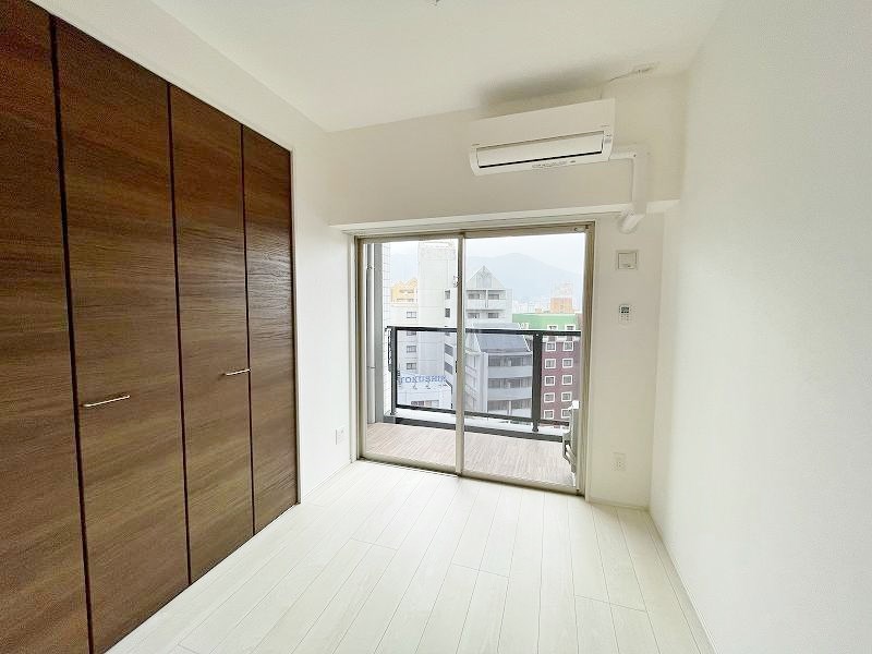 ERUZA　GLANZ中津口（エルザグランツ中津口）  ベッドルーム