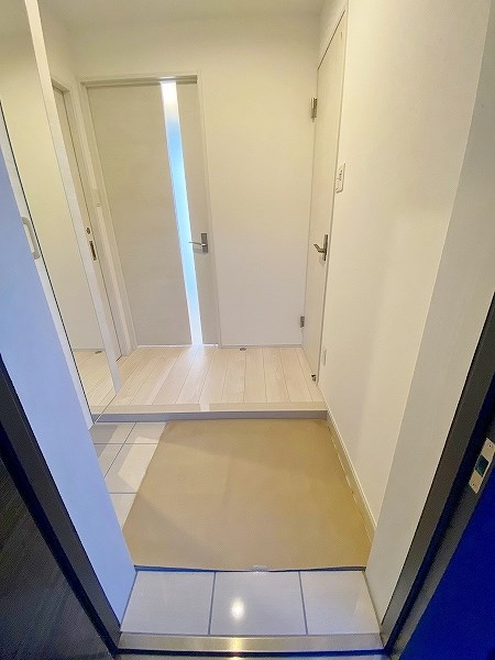 ERUZA GLANZ中津口（エルザグランツ中津口）  玄関