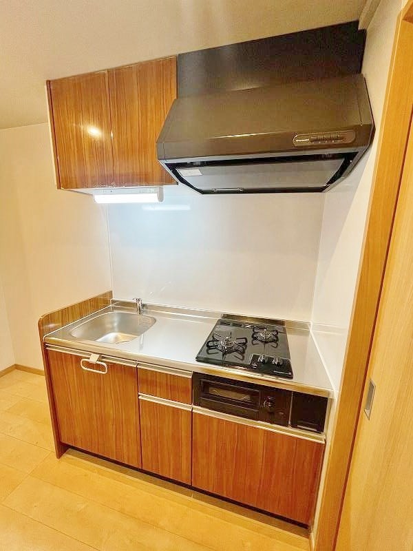 ラフィーネ葛原レスト キッチン