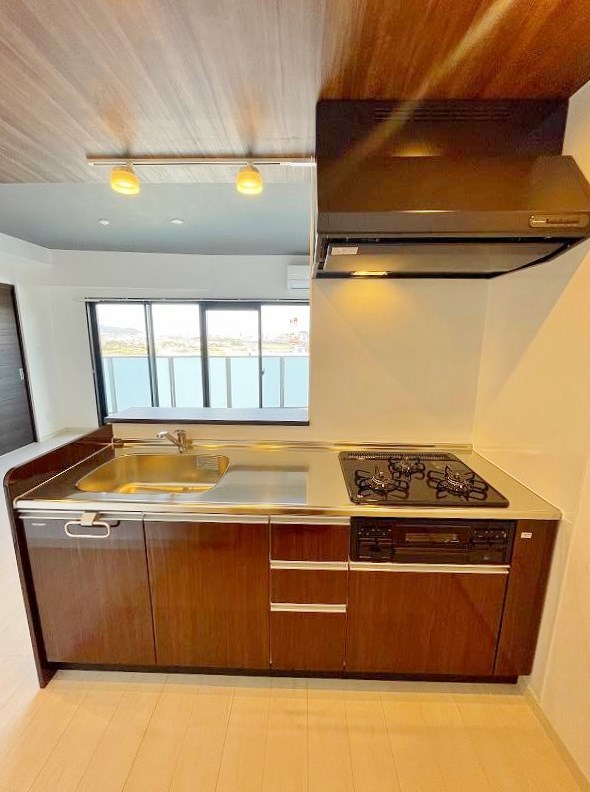 ラフィーネ葛原レスト キッチン