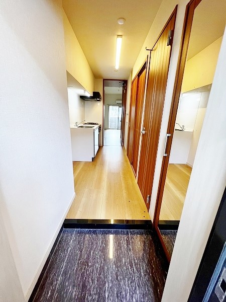 サンシャイン・キャナル小倉 玄関