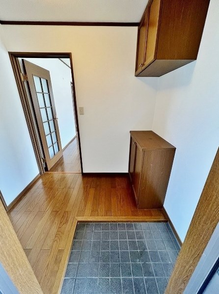 ハイツブルーＢ棟 玄関