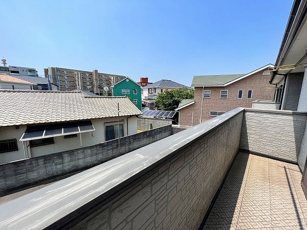 ハイツブルーＢ棟 ベランダ