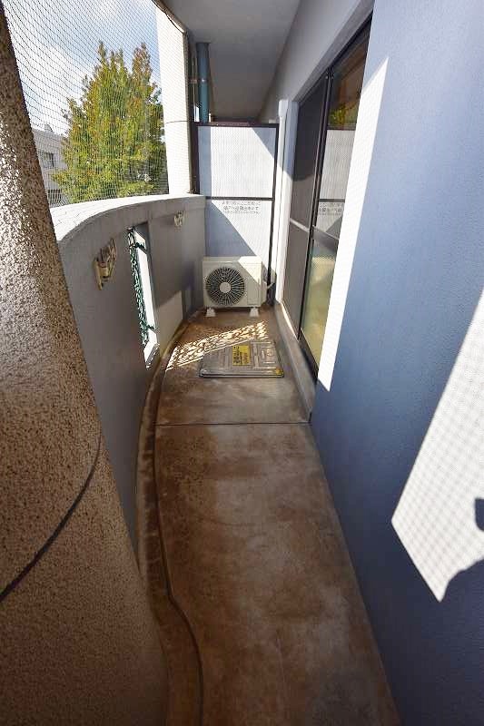 ＲＯＹＡＬ　ＰＡＬＡＣＥ（ロイヤルパレス） ベランダ