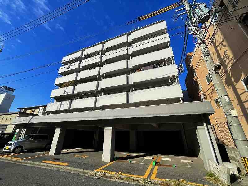 グランベール小倉駅前 403号室 外観