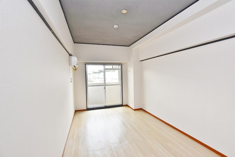 ロイヤルセンチュリー リビング