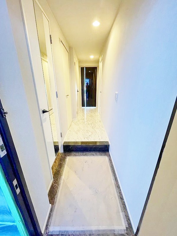 ブランノワール赤坂 玄関