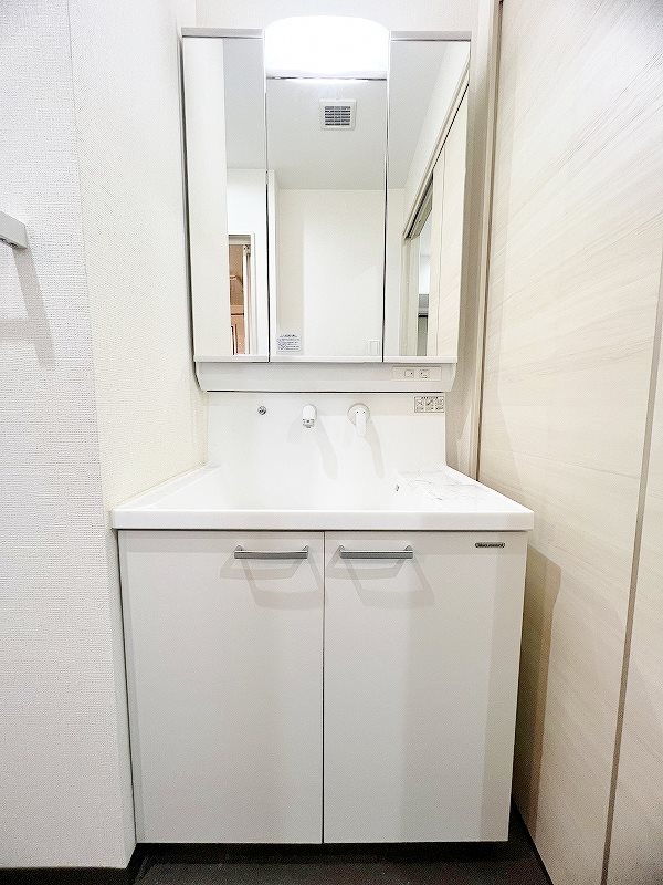 Studie TOBIHATA (スタディ飛幡)   その他1