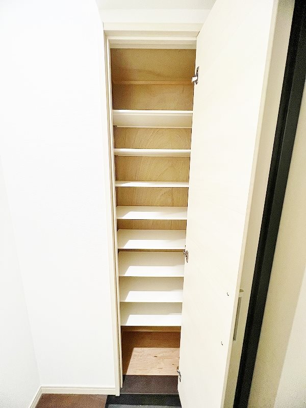 Studie TOBIHATA (スタディ飛幡)   その他10