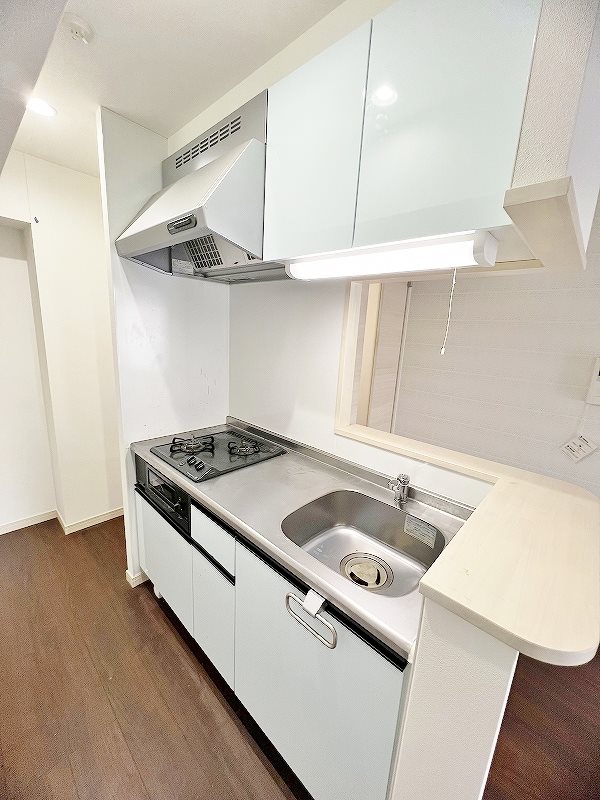 Studie TOBIHATA (スタディ飛幡)   キッチン