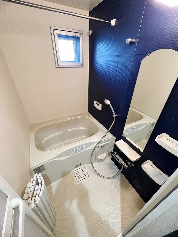 Studie TOBIHATA (スタディ飛幡)   風呂画像