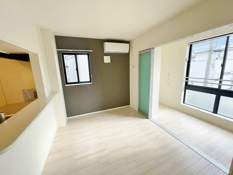 レクエルド守恒  リビング