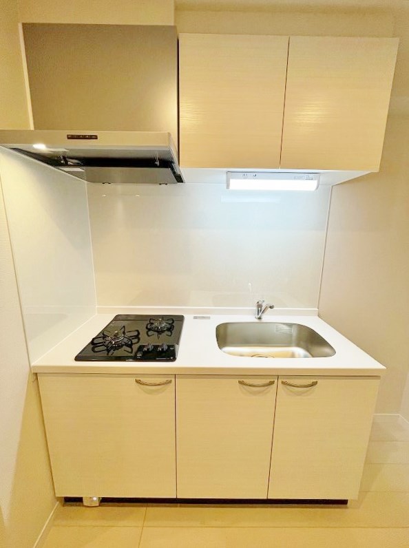 SOLUNA南小倉駅前Ⅰ（ソルーナ南小倉駅前）  キッチン