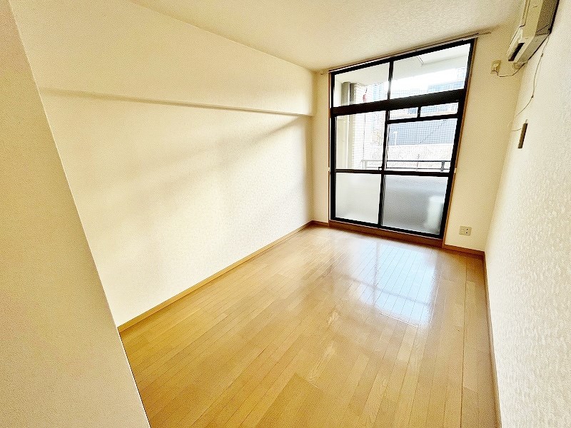 ダイナコート小倉下到津Ⅱ(分譲賃貸) リビング