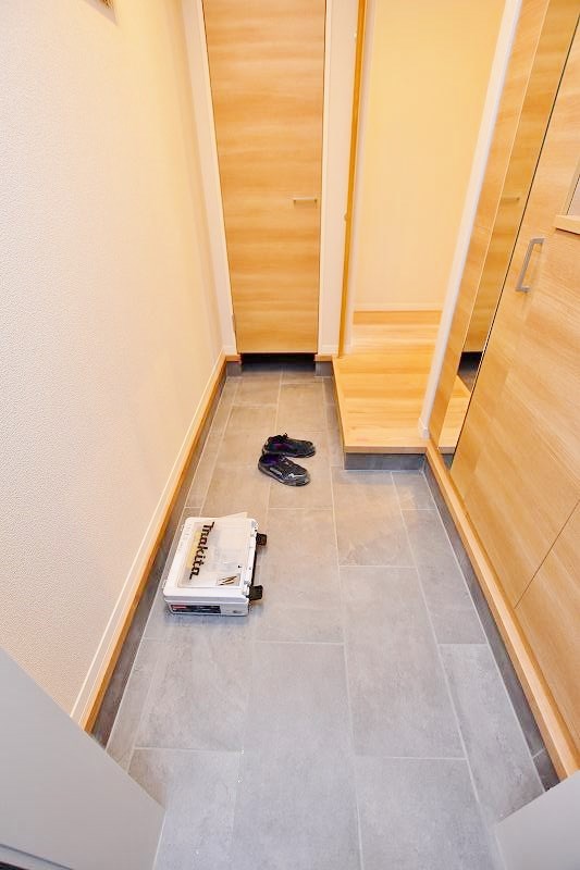 シャーメゾンステージ泉台 玄関