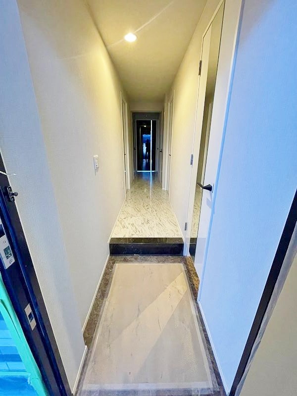 ブラン・ノワール赤坂 玄関