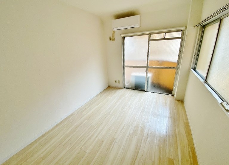 レジデンス馬借 リビング