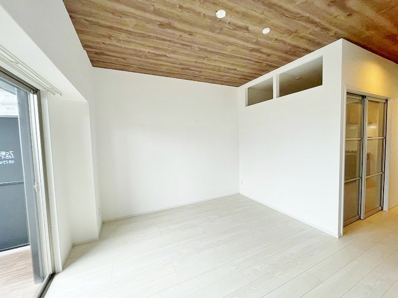 ERUZA GLANZ中津口（エルザグランツ中津口）  リビング