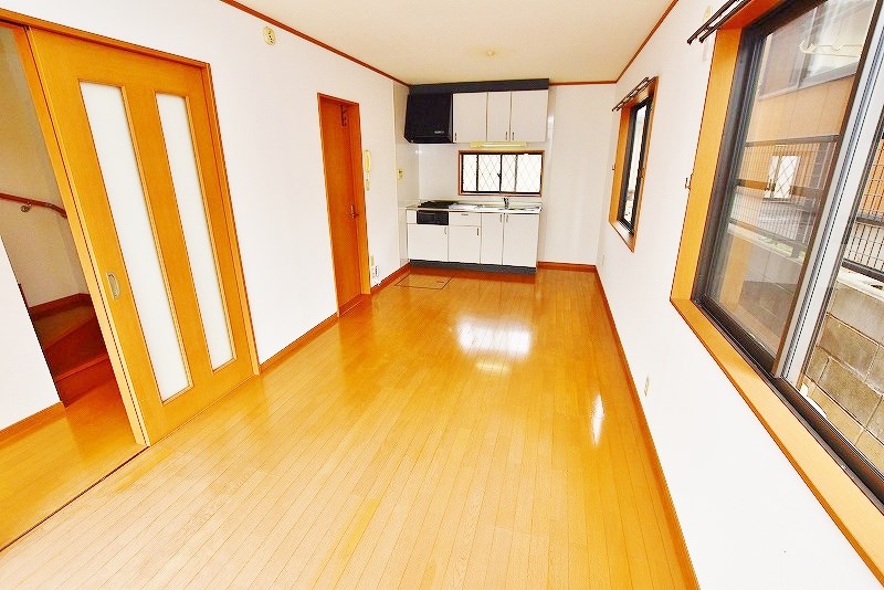 アーク霧ヶ丘B棟 リビング