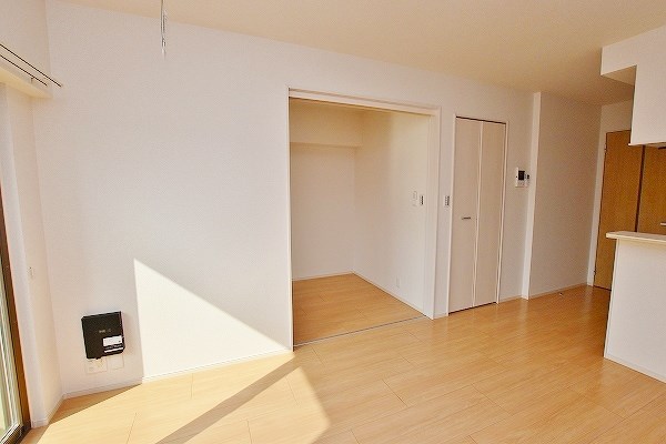 サンフォート小倉 リビング