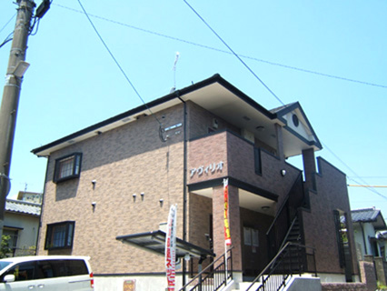 アヴィリオ 201号室 外観