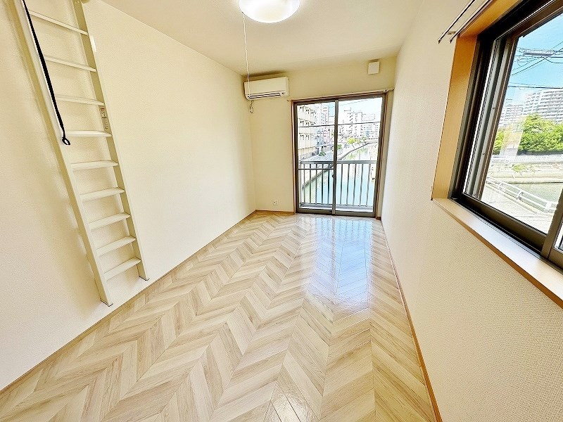 ＭＯＯＮ江南町（ムーン江南町） リビング