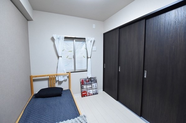 サンシャインタワー三萩野 ベッドルーム