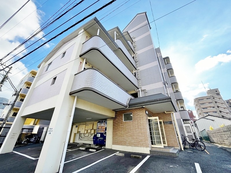 village kokura（ヴィラージュ小倉） 308号室 外観