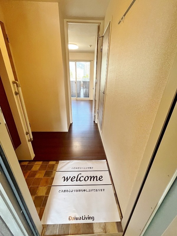 トレス城野館 玄関