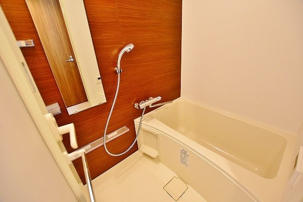 グランフォーレ小倉シティタワー 風呂画像