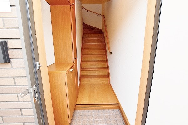 ソレアードヴィラ 玄関