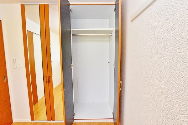 セブンヒルズ その他4