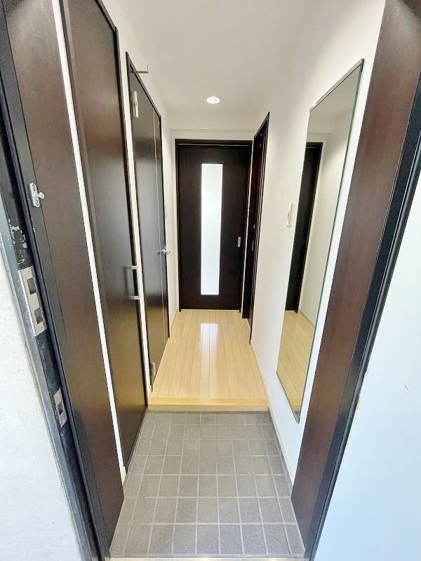 アクア清水 玄関