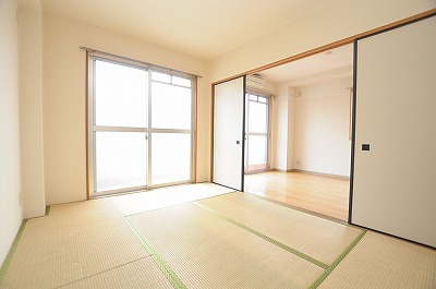 グローリー足立 ベッドルーム