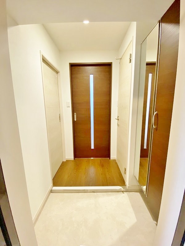 グランジャー小倉 玄関