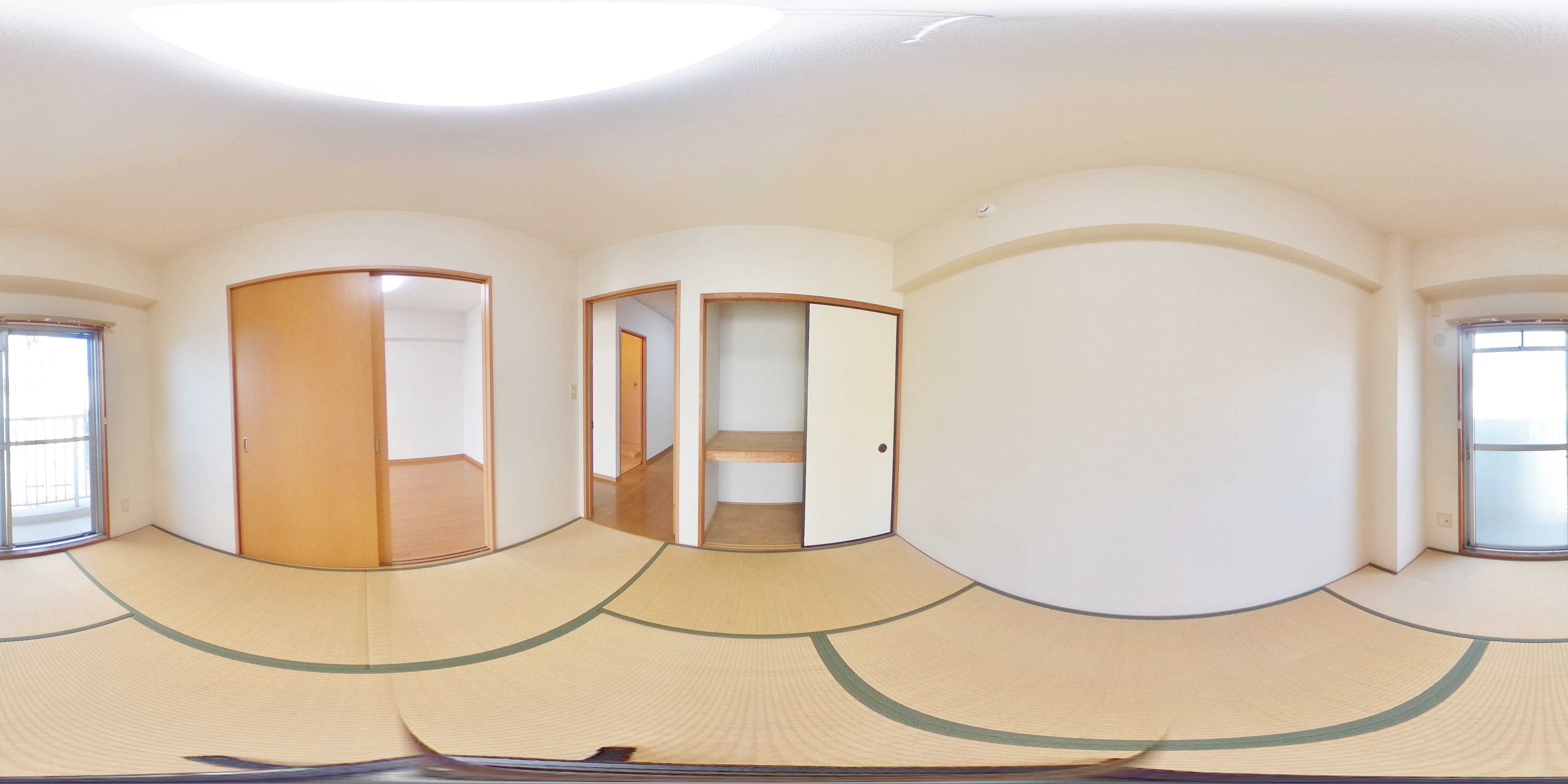 クローバージャパンビル 和室