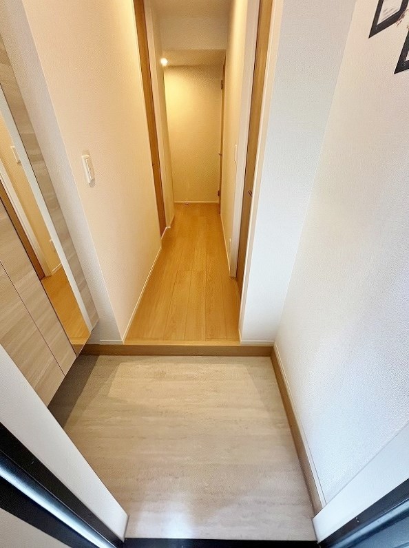 アヴニール藤松 玄関