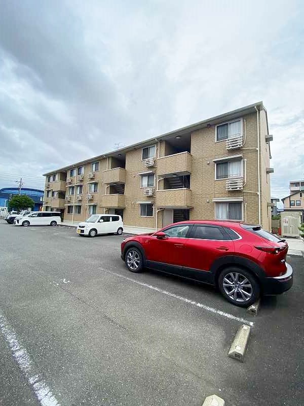 エクレールグランデ　Ｂ棟 105号室 外観