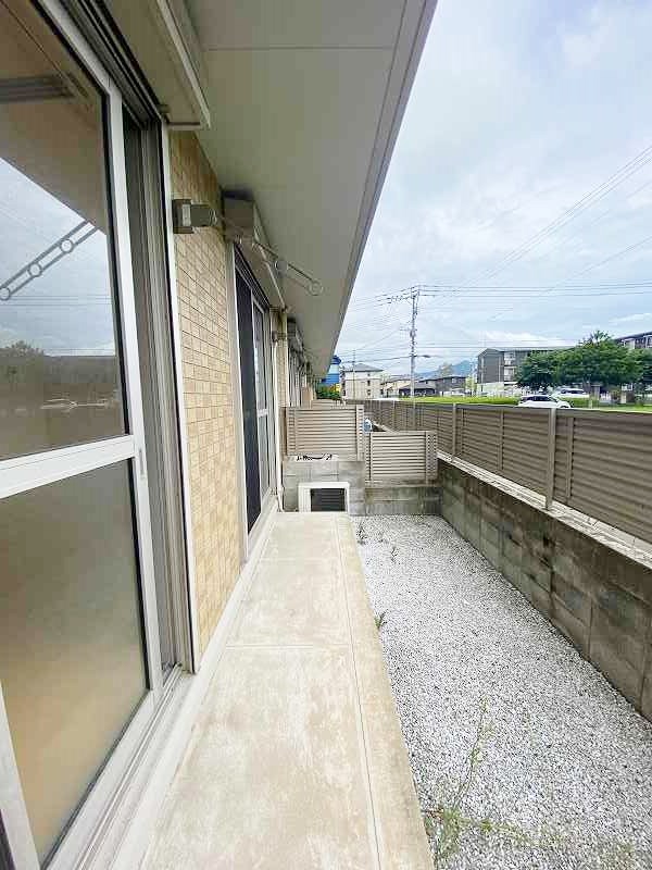 エクレールグランデ　Ｂ棟 ベランダ