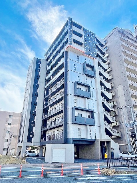 GALA PLATINUM COURT（ガーラプラチナコート） 406号室 外観