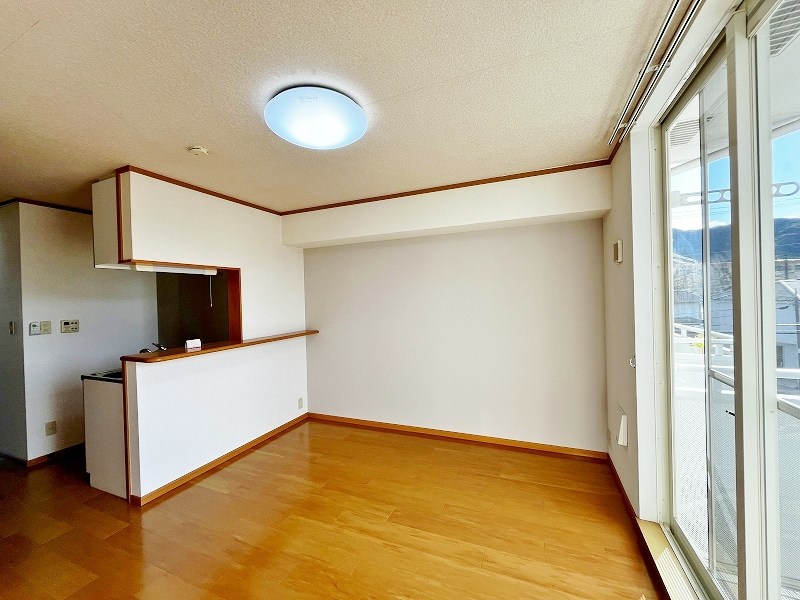 フィオーレ長行東二番館 リビング