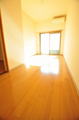 堺町センタービル ベッドルーム