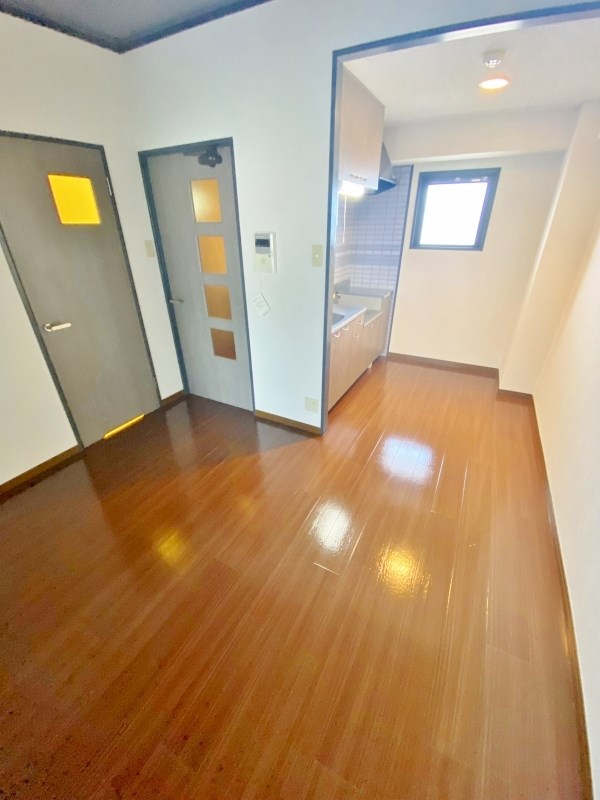 ロイヤルエレガンス リビング