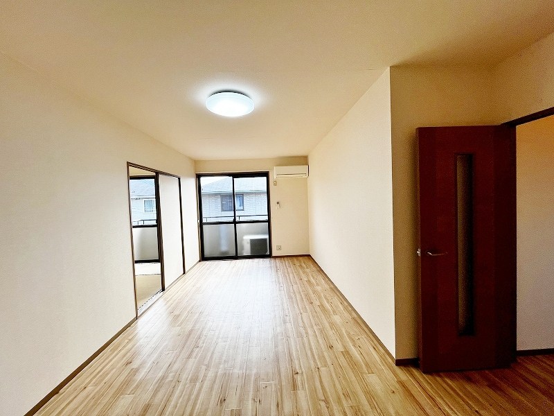 パストラル湯川Ａ棟 リビング