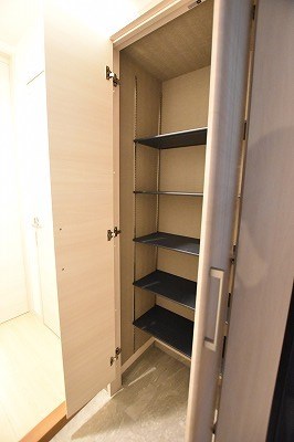 ウイングス西小倉 エントランス