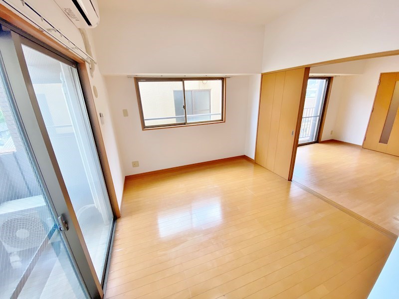 ラフィーネ小倉 ベッドルーム