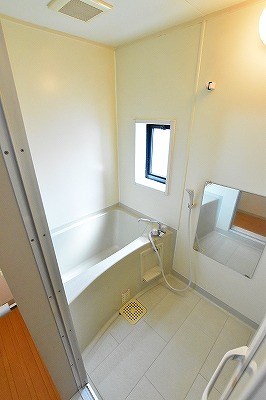 コーポランド津田新町　Ｃ棟 風呂画像